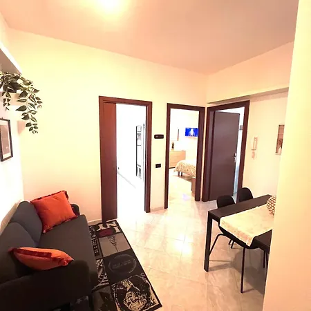 Apartman Romesuitetitti *