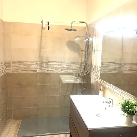 Apartman Romesuitetitti